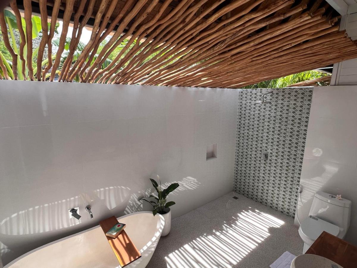 Mista Ceningan'S Beach Bungalows Previously The Kubu 221 นูซาเลมโบงัน ภายนอก รูปภาพ