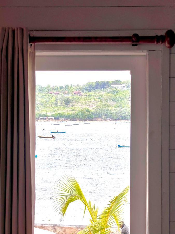 Mista Ceningan'S Beach Bungalows Previously The Kubu 221 นูซาเลมโบงัน ภายนอก รูปภาพ