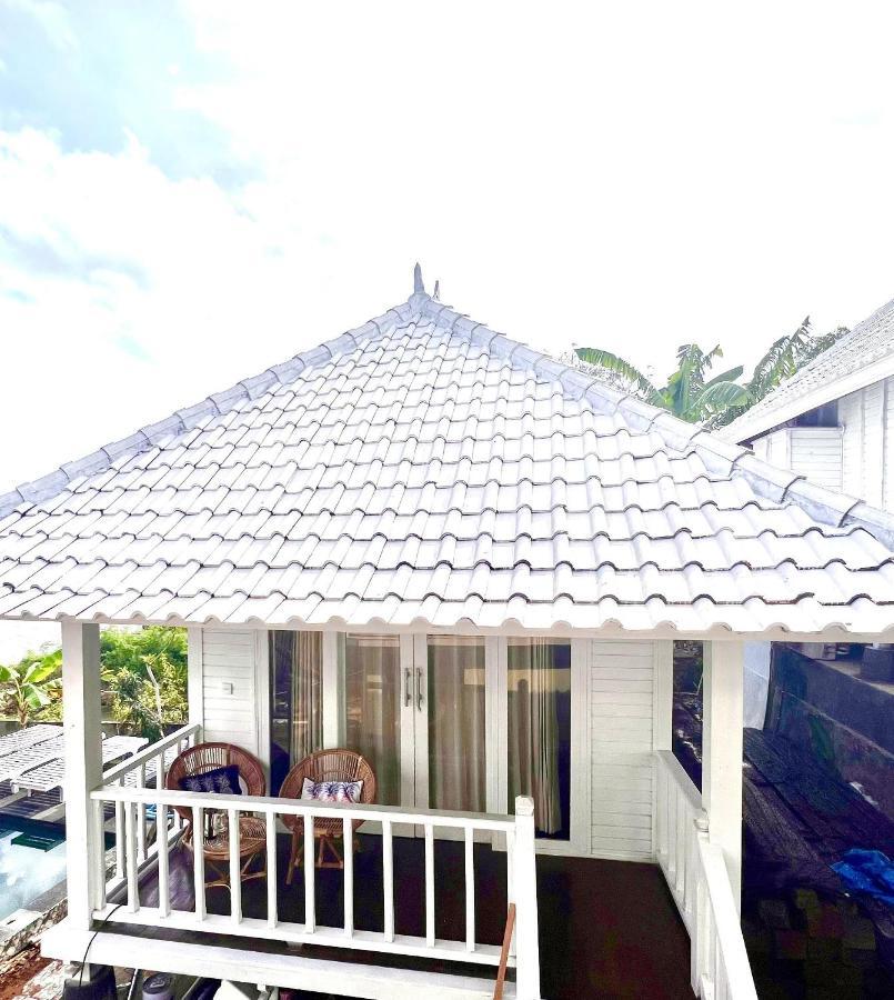 Mista Ceningan'S Beach Bungalows Previously The Kubu 221 นูซาเลมโบงัน ภายนอก รูปภาพ