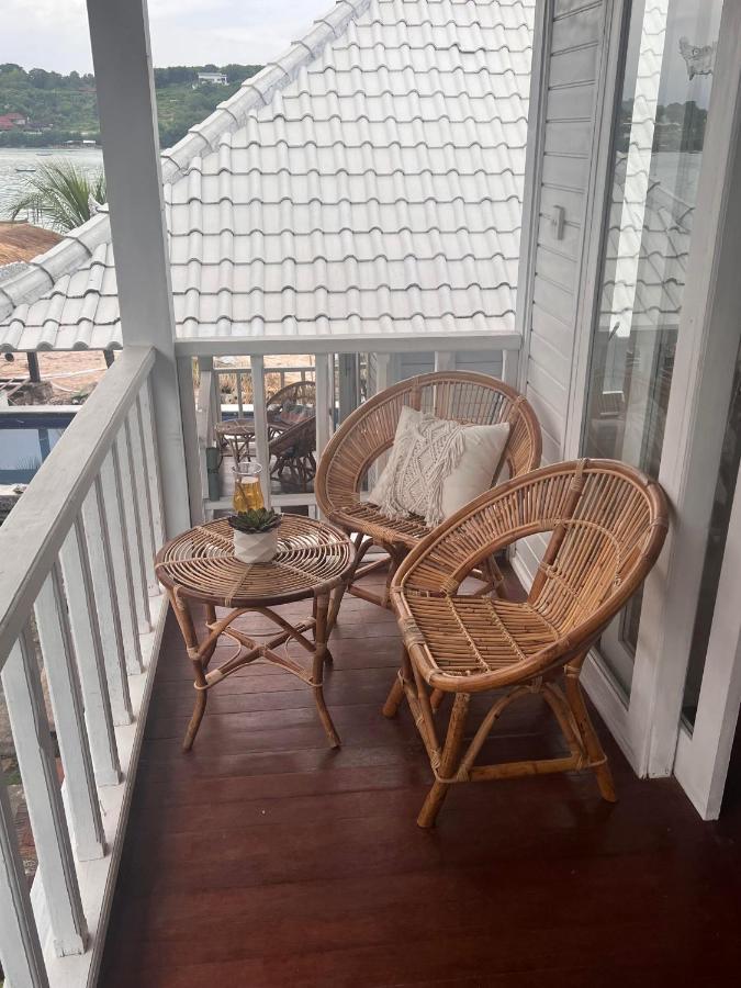 Mista Ceningan'S Beach Bungalows Previously The Kubu 221 นูซาเลมโบงัน ภายนอก รูปภาพ