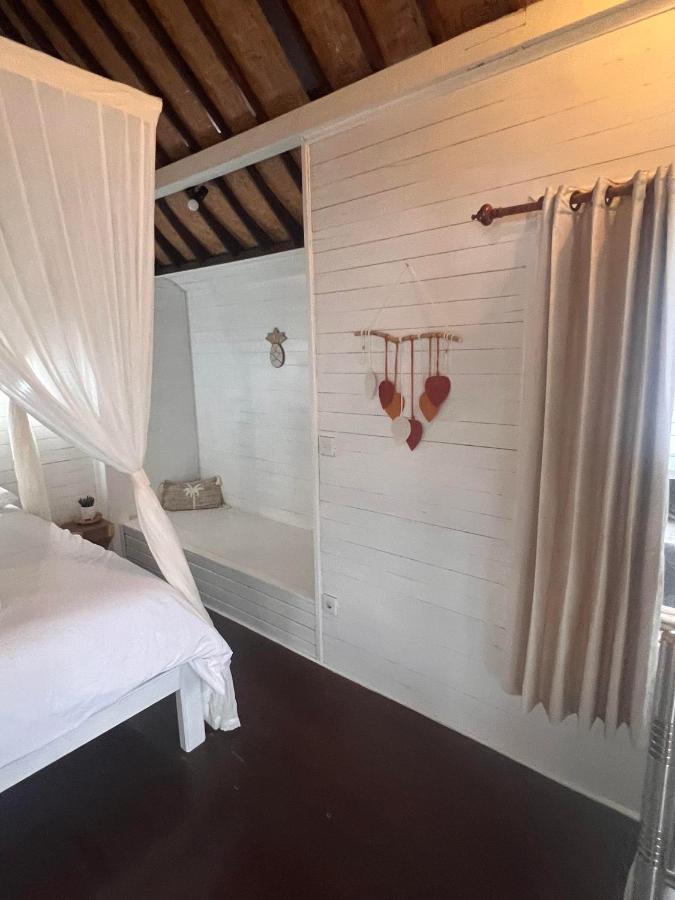 Mista Ceningan'S Beach Bungalows Previously The Kubu 221 นูซาเลมโบงัน ภายนอก รูปภาพ