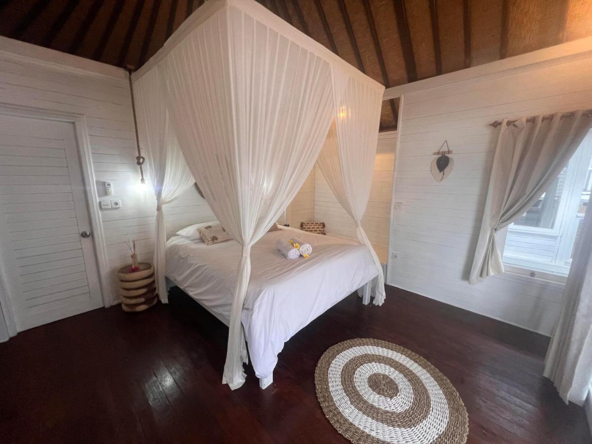 Mista Ceningan'S Beach Bungalows Previously The Kubu 221 นูซาเลมโบงัน ภายนอก รูปภาพ