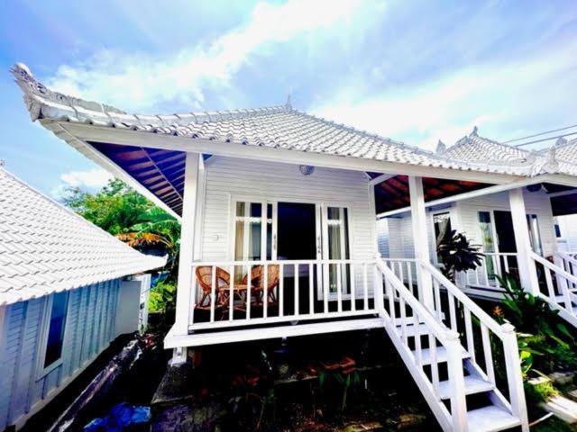 Mista Ceningan'S Beach Bungalows Previously The Kubu 221 นูซาเลมโบงัน ภายนอก รูปภาพ